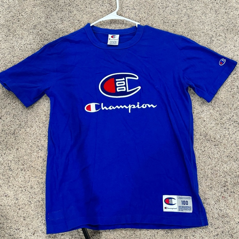 CHAMPION embroidered logo tee